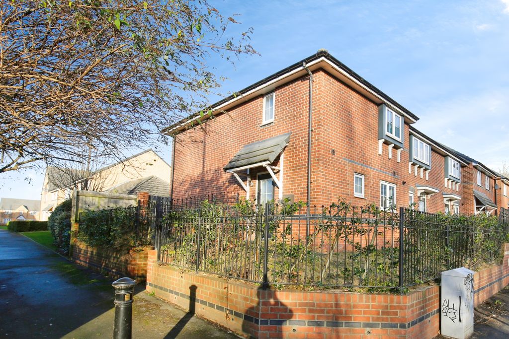 Property photo 2 of 15