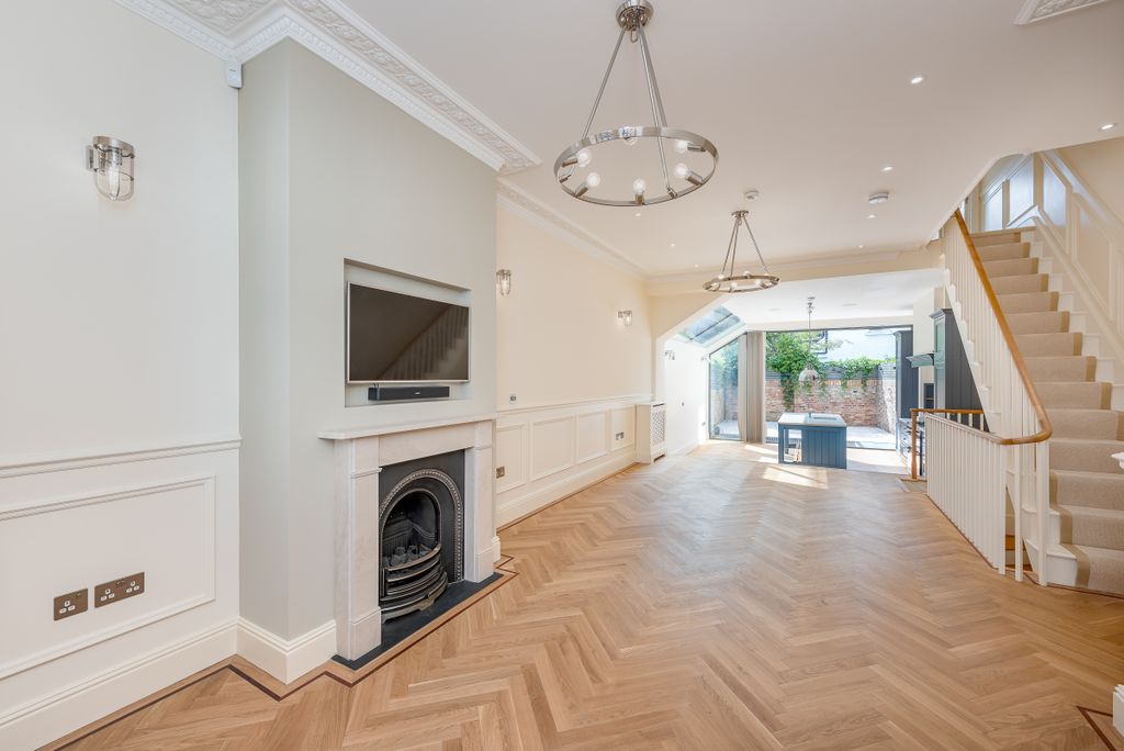 Property photo 1 of 20 21 Allestree Road- F