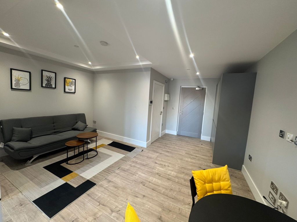 Property photo 2 of 16 Image