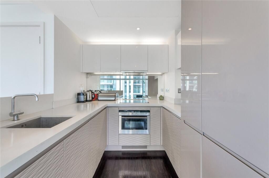 Property photo 2 of 14 Kitchen.Png