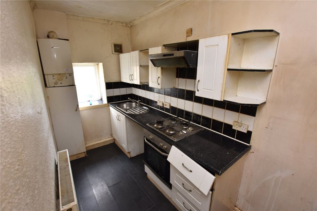 Property photo 3 of 9 Picture No. 06