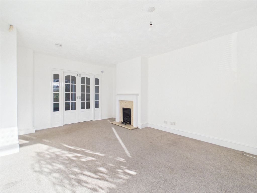 Property photo 3 of 24 Picture No. 85
