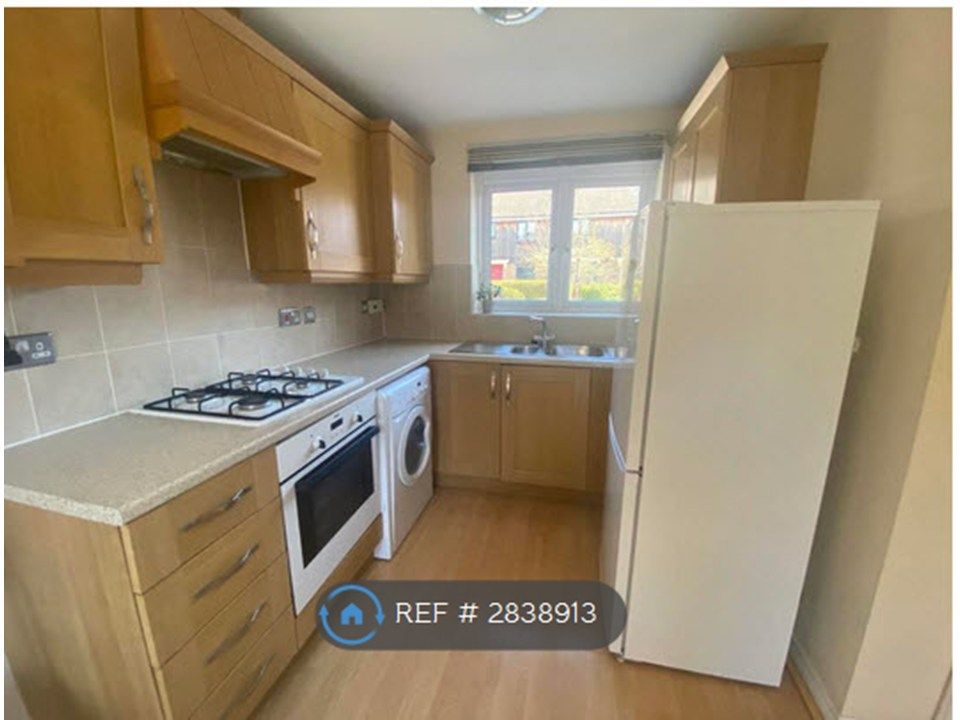 Property photo 1 of 8 Kitchen