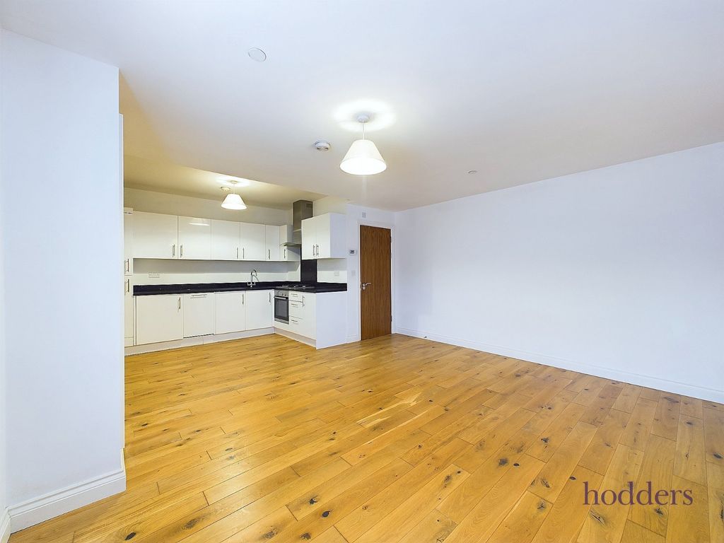 Property photo 3 of 10 Picture No. 12