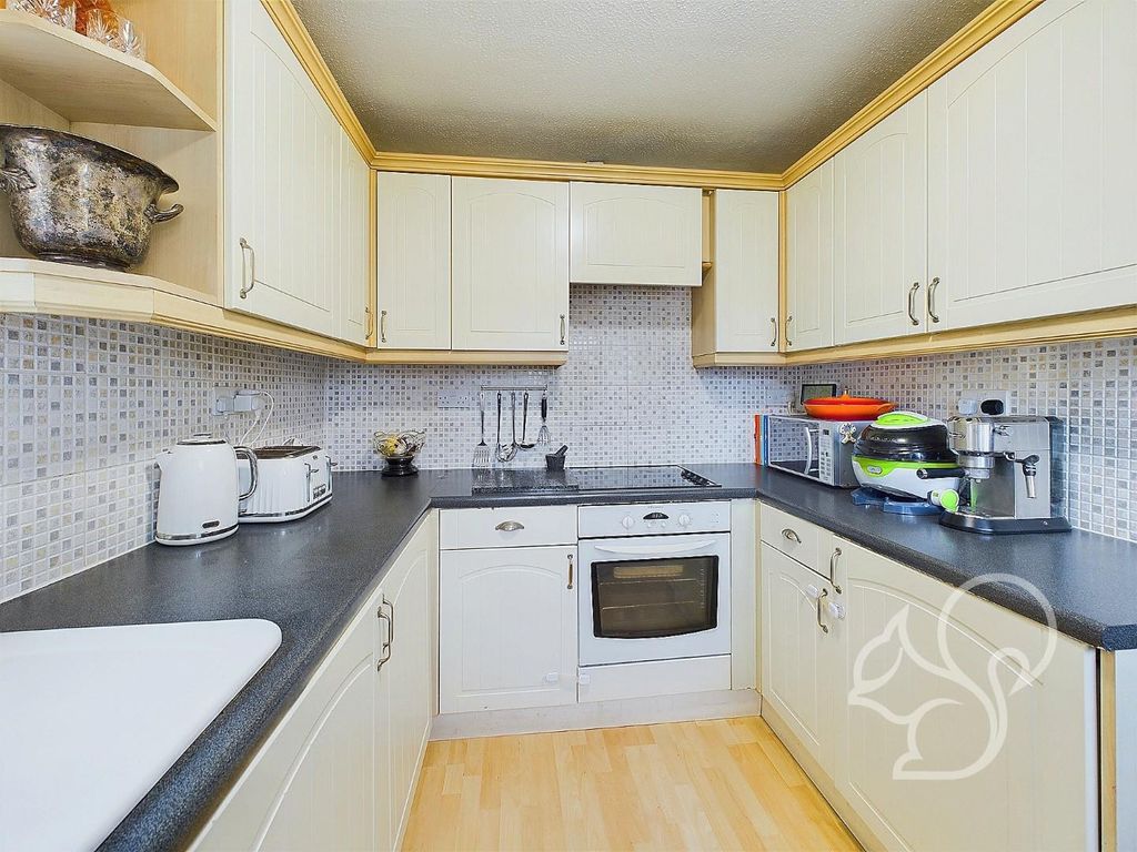 Property photo 3 of 27 Cam04703G0-Pr0053-Still015.Jpg