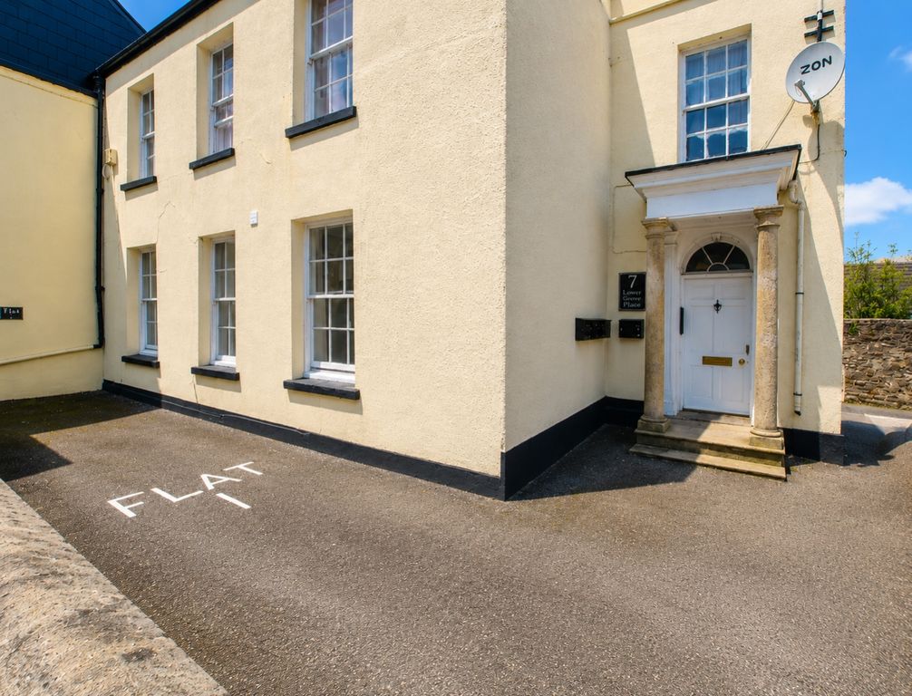 Property photo 1 of 6 Tps Bodmin 01208 74182 6