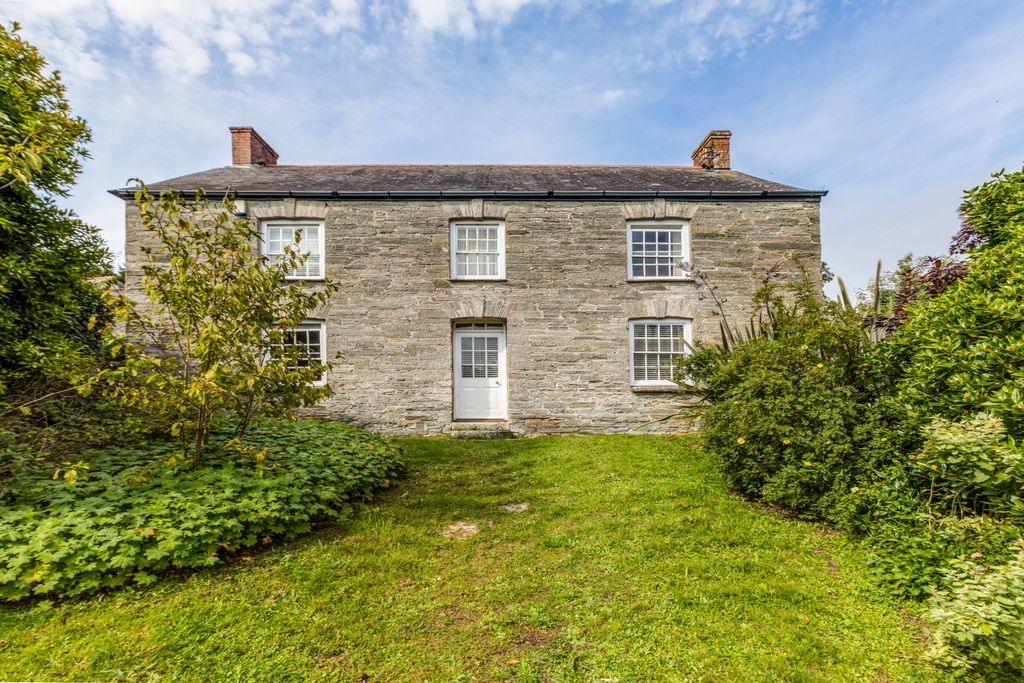 Property photo 3 of 37 Gallery