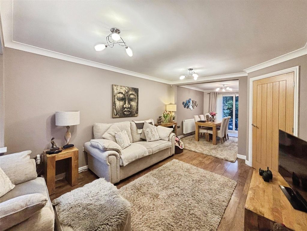 Property photo 2 of 22 F0d2d868-Img_2558.Jpeg