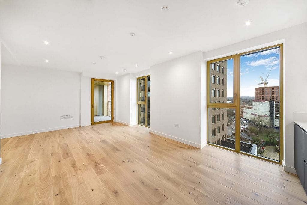 Property photo 3 of 8 Dsc_7599_High