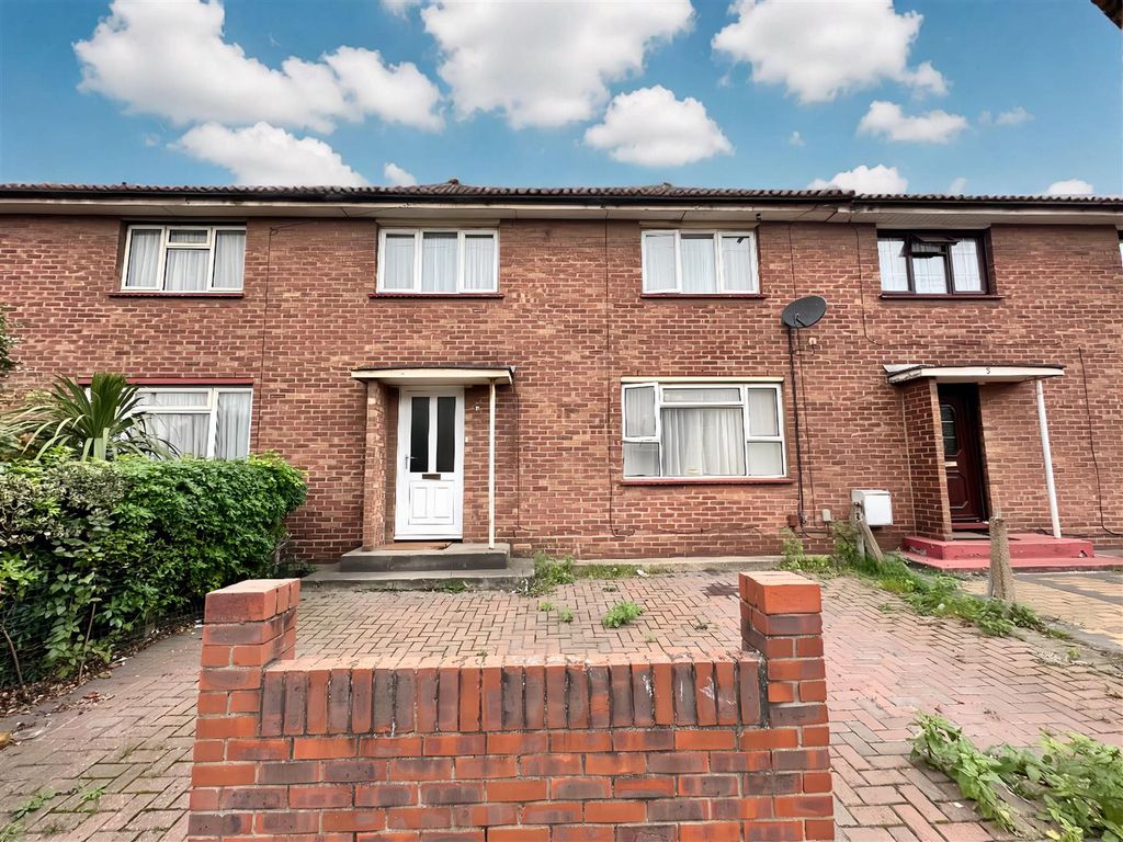 Property photo 1 of 10 Whatsapp Image 2025-10-11 At 12.54.27 Pm.Jpeg