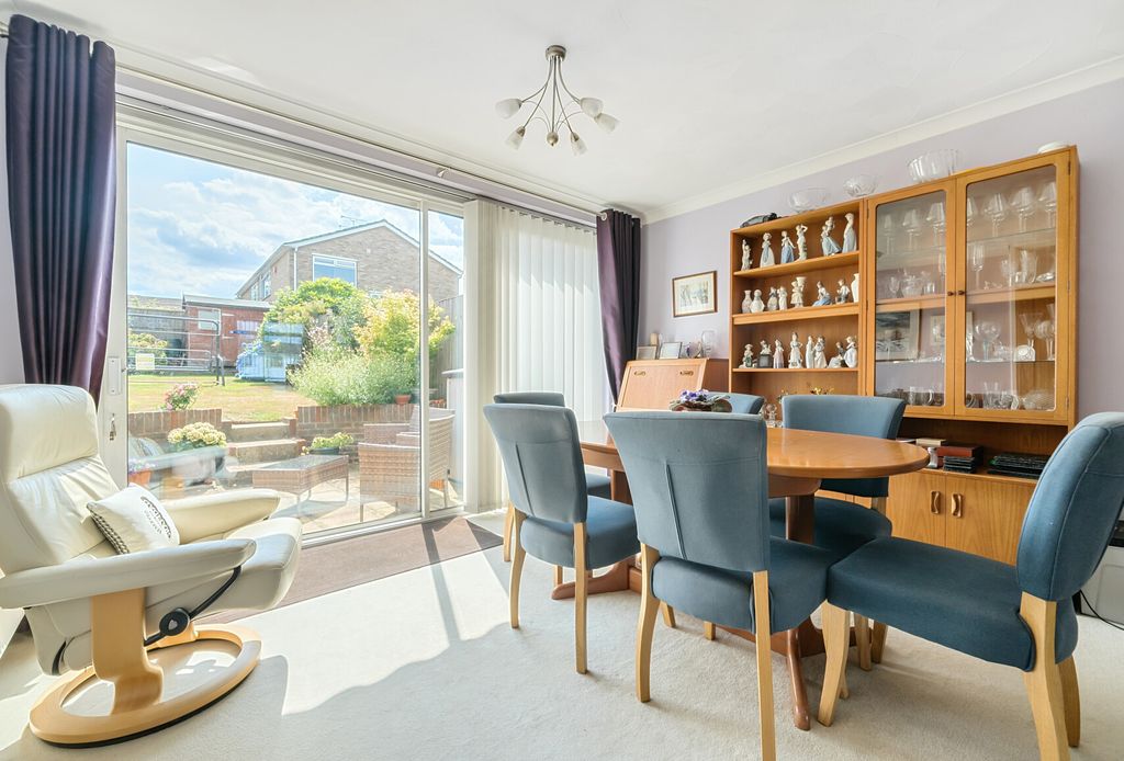Property photo 1 of 15 1326088-9-6877c70...