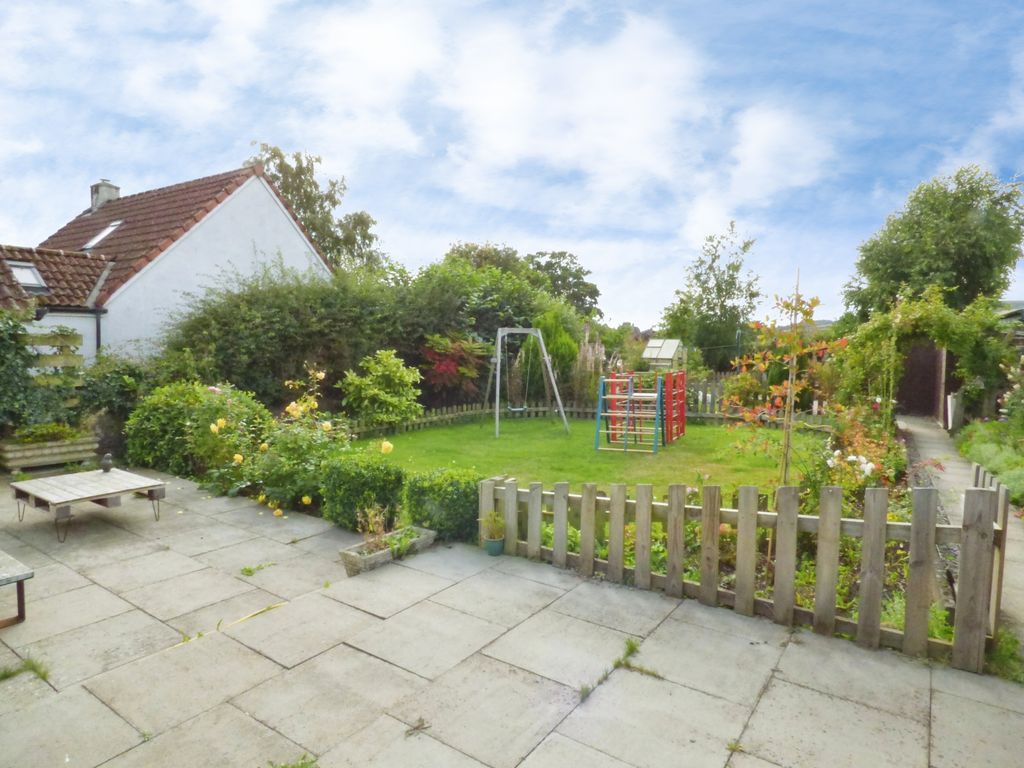 Property photo 2 of 36 Rear Garden