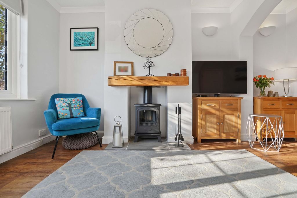 Property photo 3 of 29