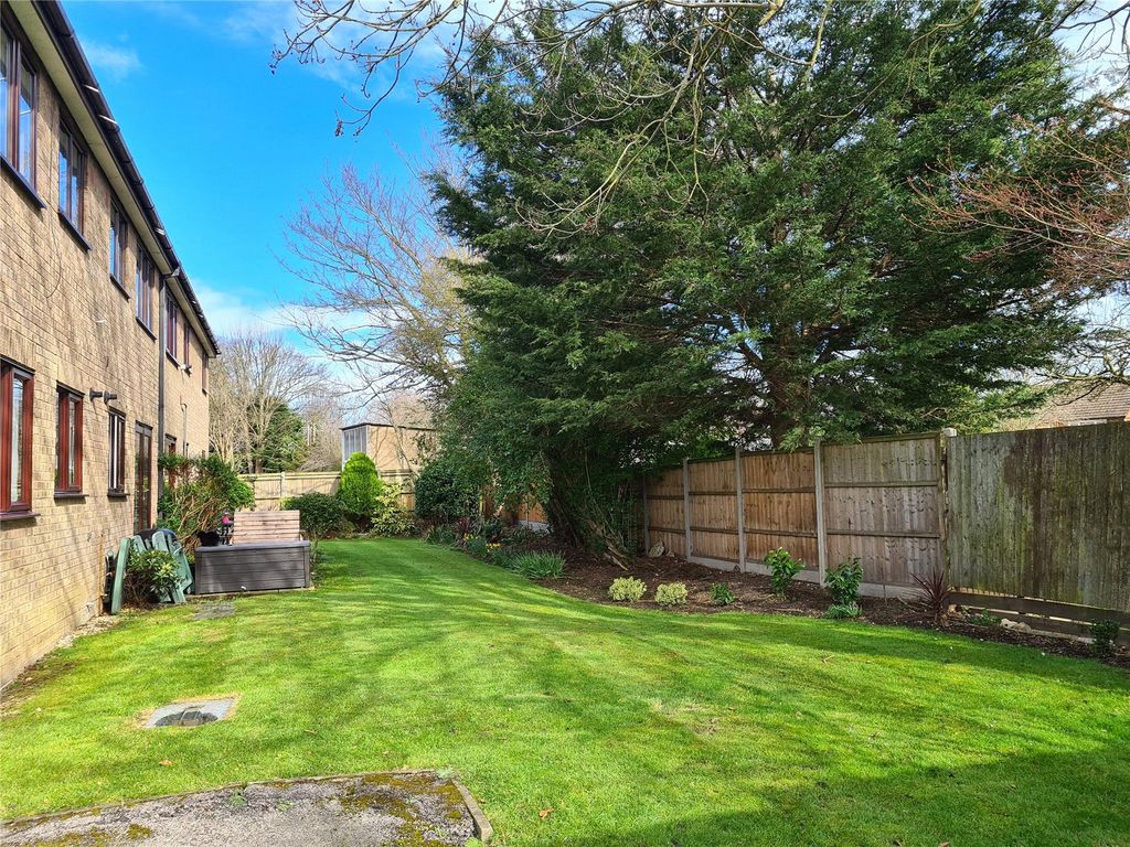 Property photo 1 of 11 Picture No. 20