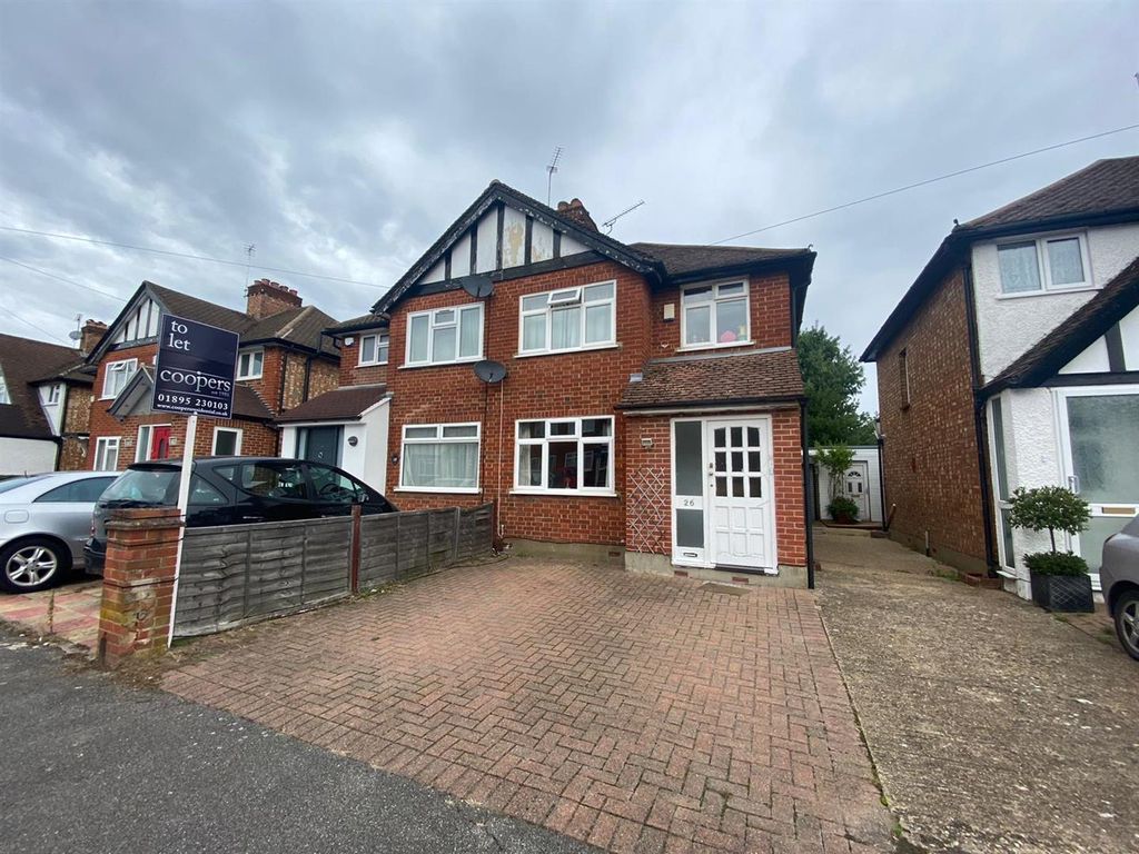 Property photo 1 of 11 External