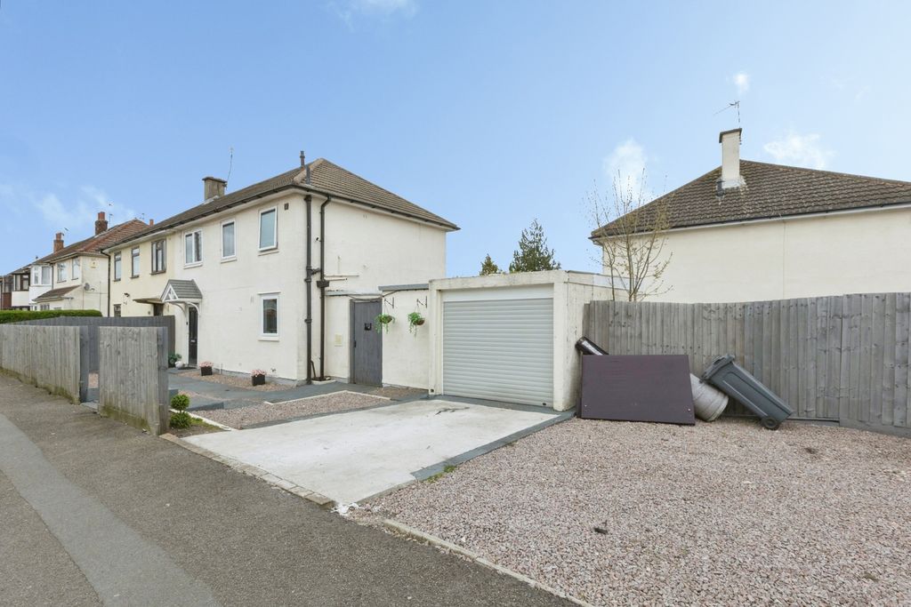 Property photo 1 of 18 Front