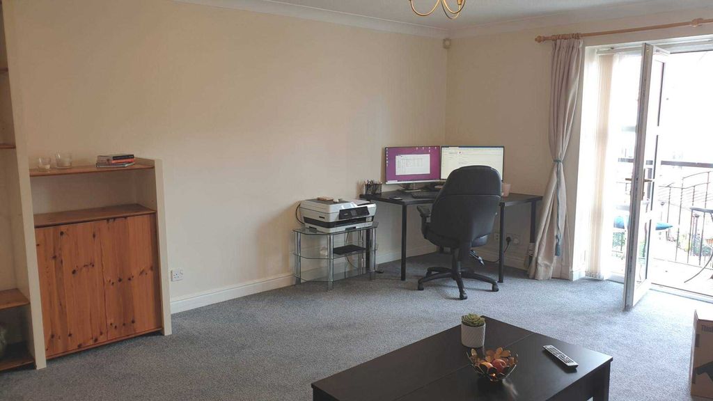 Property photo 3 of 13