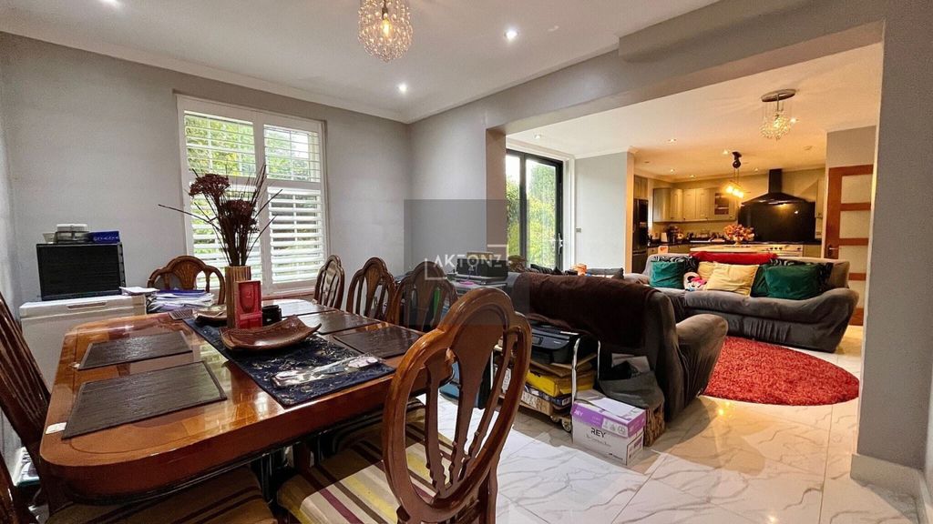 Property photo 2 of 16 679Bb80A74Fa6cc753805B35_2Bea36Fd20B66d408Fe684E61F00B6Bee02Abeb1B5Bb3Afdec61B52Bd76495F9