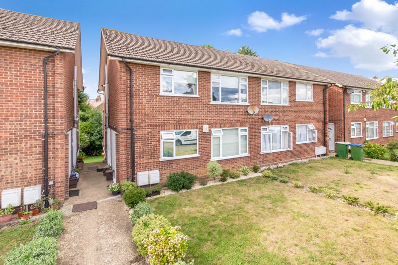 Property photo 1 of 11 Front Aspect