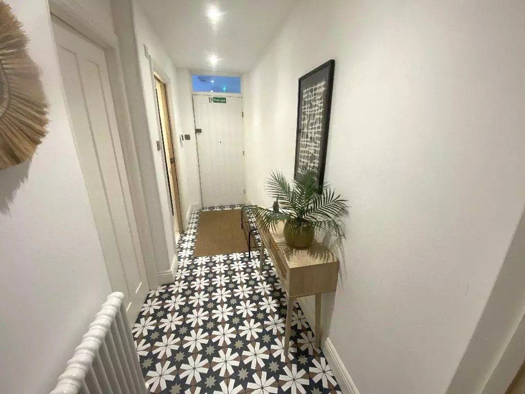 Property photo 2 of 7 Picture No. 08