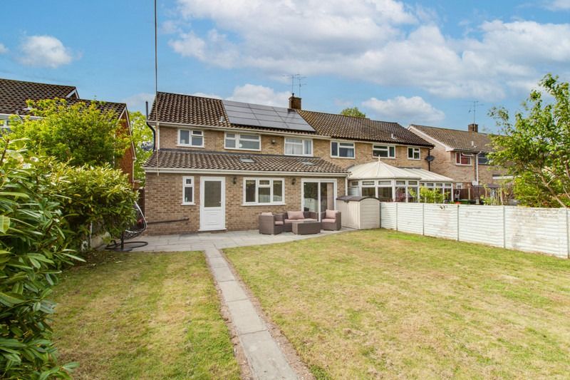 Property photo 2 of 27 4690971