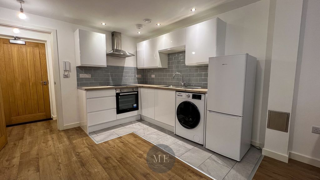 Property photo 3 of 15 Img_9974_Jpg