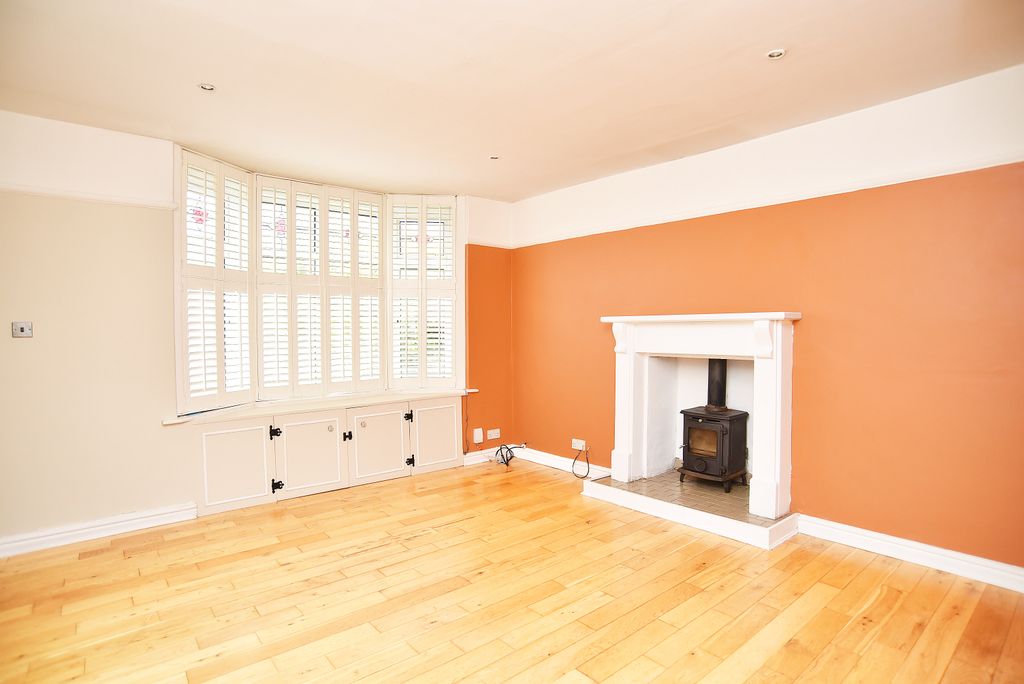 Property photo 2 of 16 App_2709