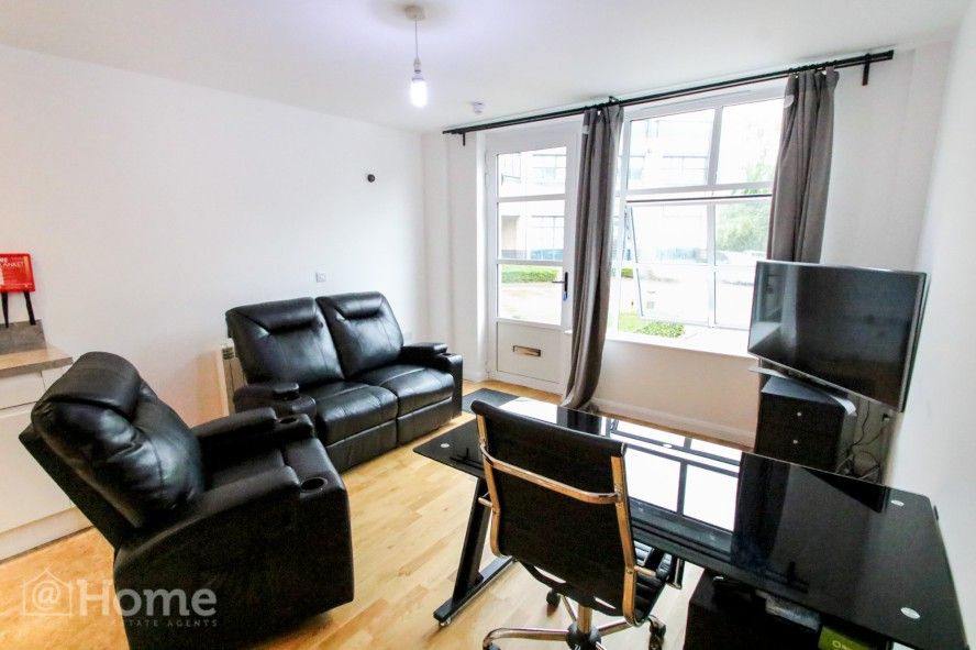 Property photo 3 of 11