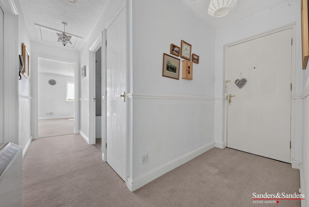 Property photo 2 of 32 Photograph 2