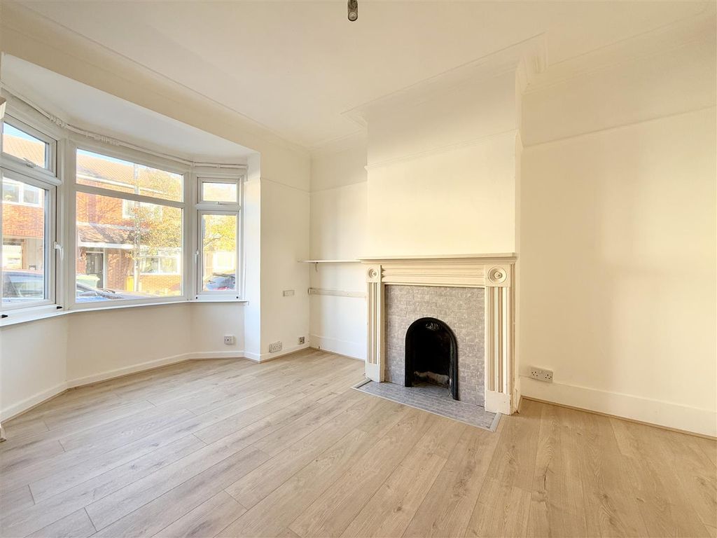 Property photo 2 of 17 Img_E6381.Jpg