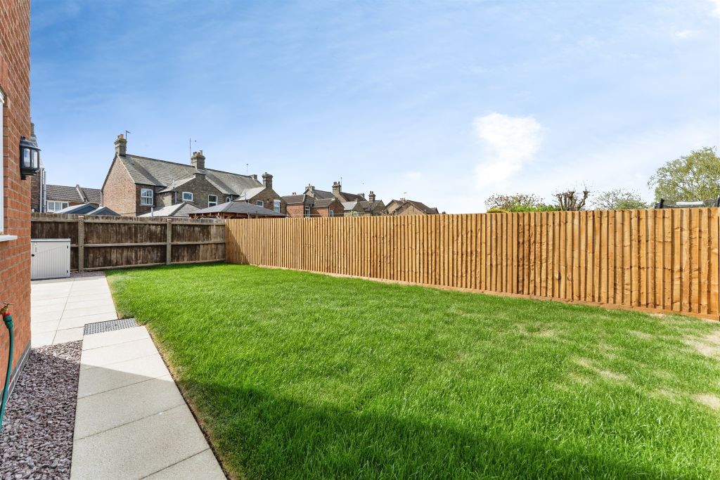 Property photo 3 of 18