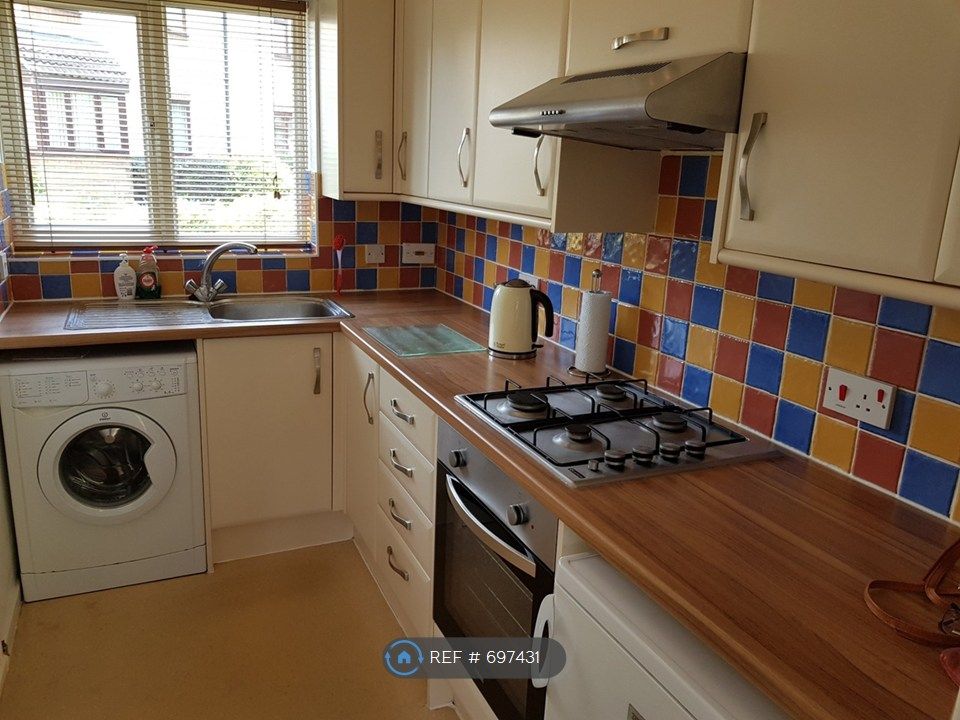 Property photo 2 of 11