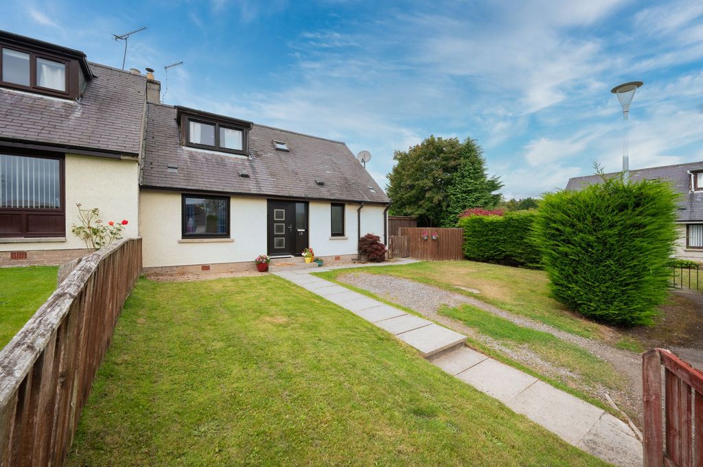 Property photo 1 of 27