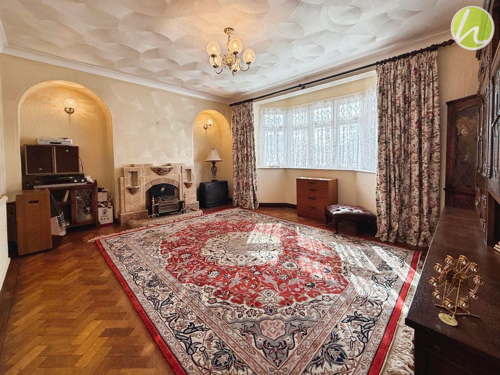 Property photo 3 of 26