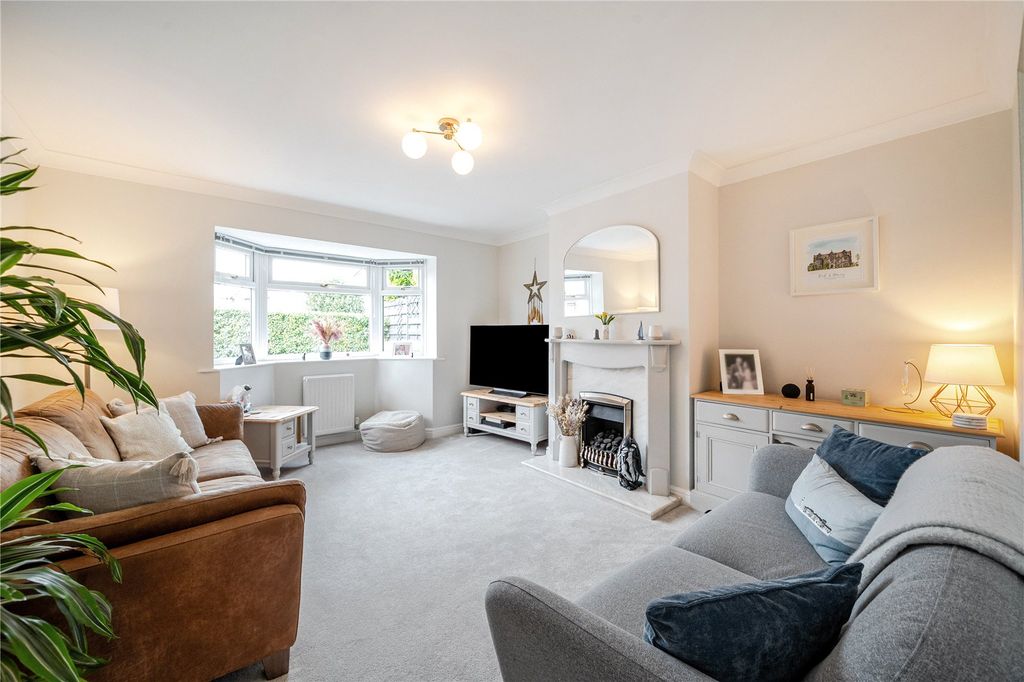 Property photo 2 of 22 Picture No. 01