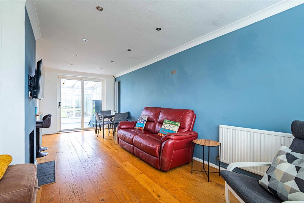 Property photo 3 of 22 Picture No. 13