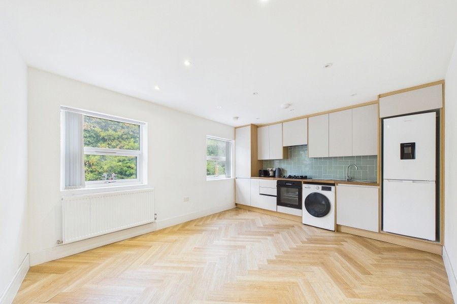 Property photo 1 of 4