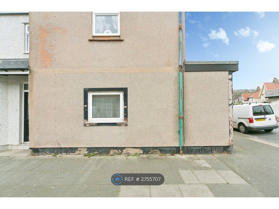 Property photo 3 of 4
