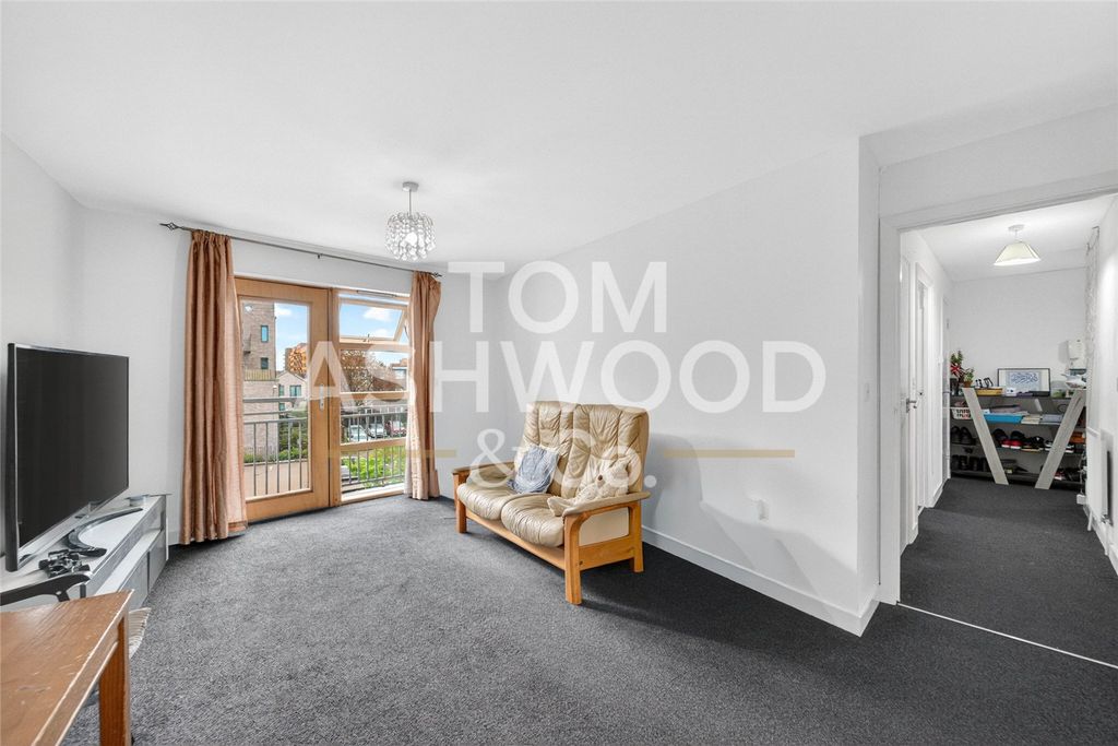 Property photo 3 of 11 Picture No. 22