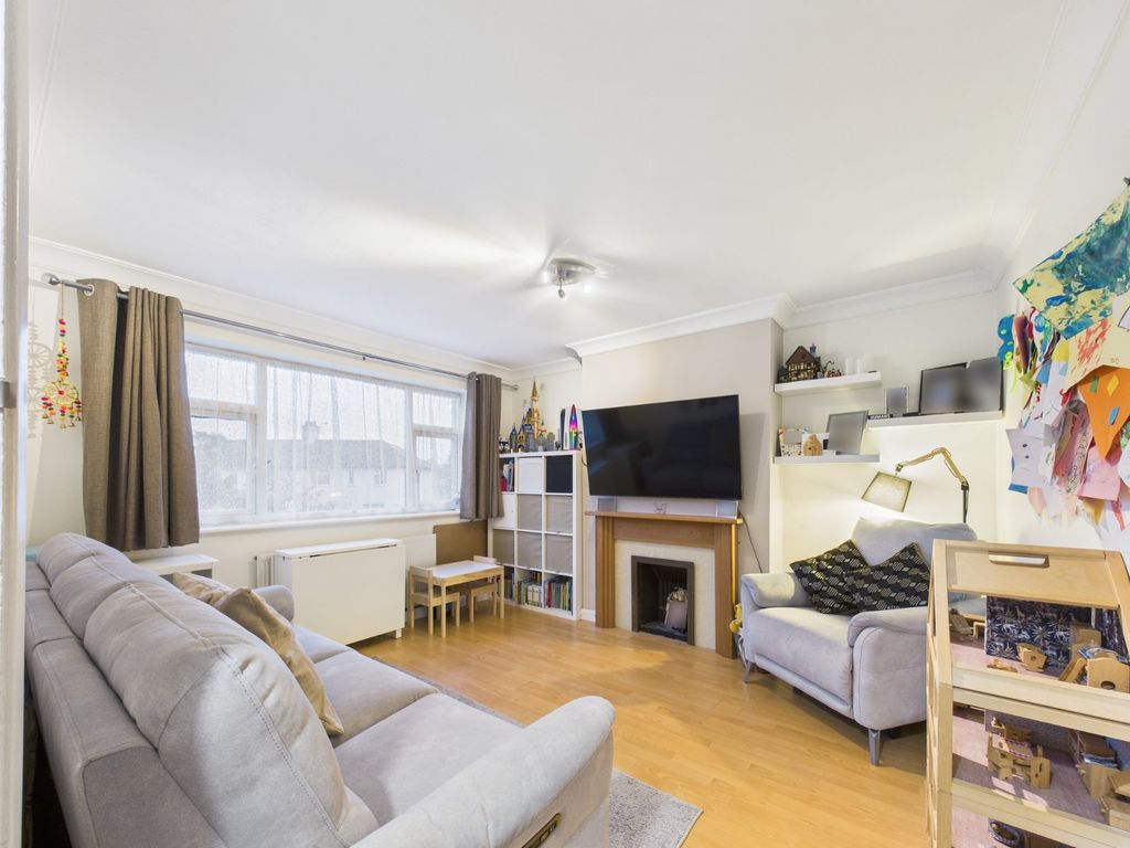 Property photo 2 of 11 Picture No. 14