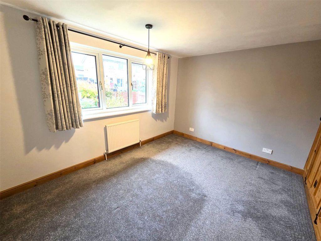 Property photo 2 of 24 Picture No. 19