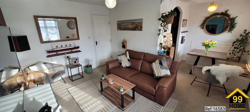 Property photo 3 of 15 Photo 2