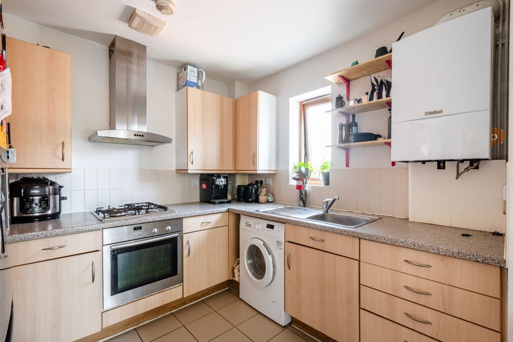 Property photo 2 of 7 2