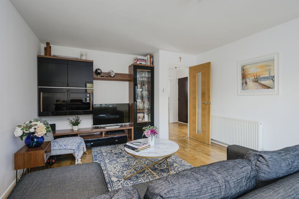 Property photo 3 of 10 Picture No. 09