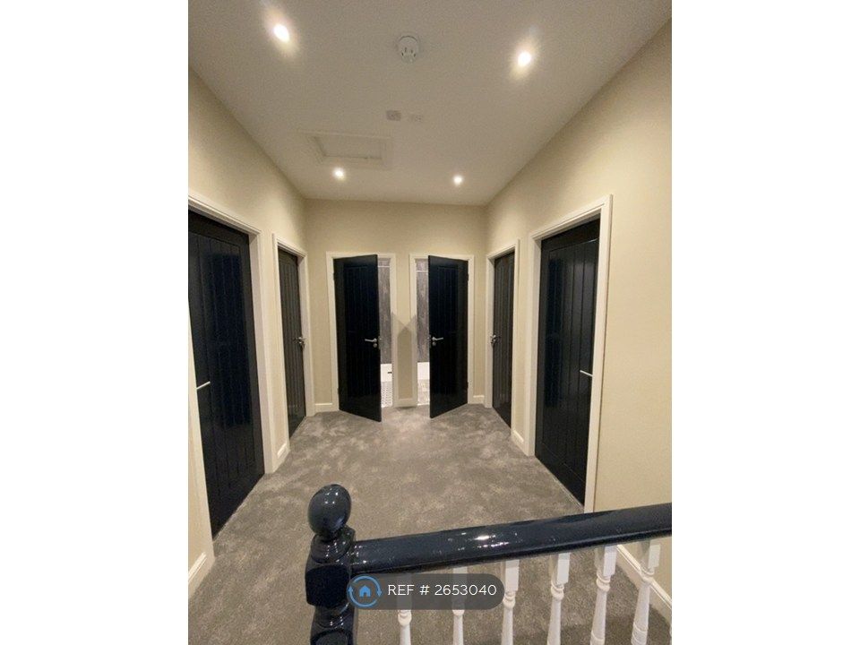 Property photo 3 of 29