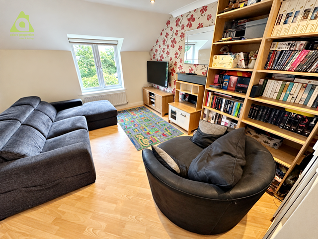 Property photo 3 of 12
