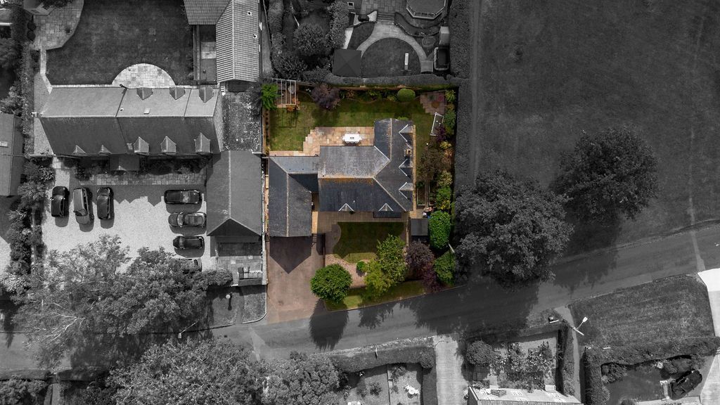 Property photo 3 of 51