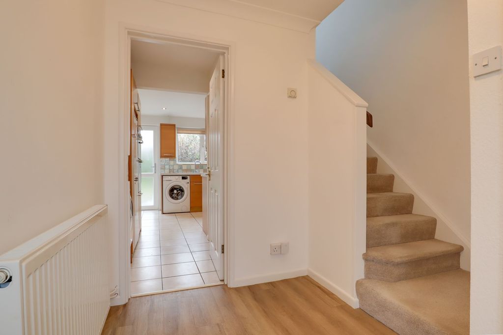 Property photo 2 of 26