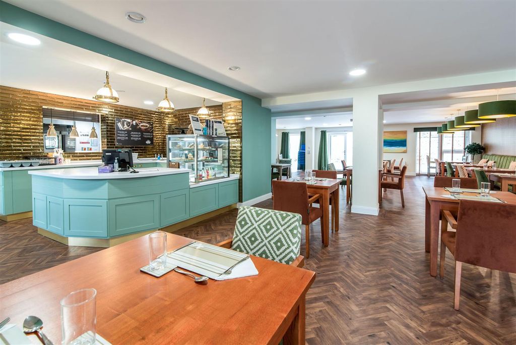 Property photo 2 of 31 5Daa1F9B-7602-4778-B1Fd-825Ad7F5087E.Jpg