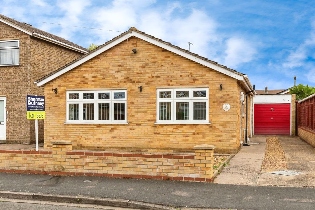 Property photo 1 of 16